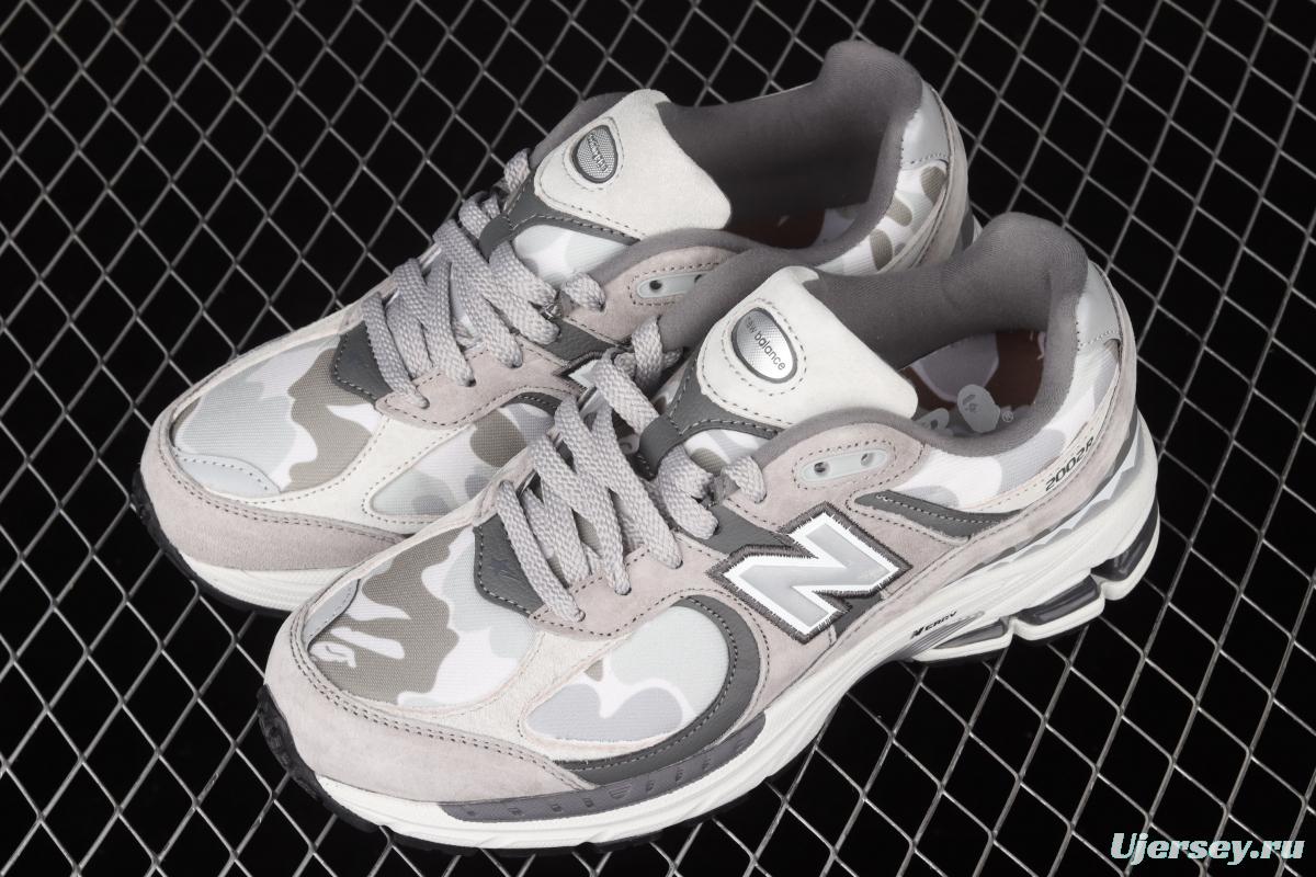 Bape x New Balance 2002R co-signed retro camouflage 3M reflective black silver casual running shoes M2002RBG