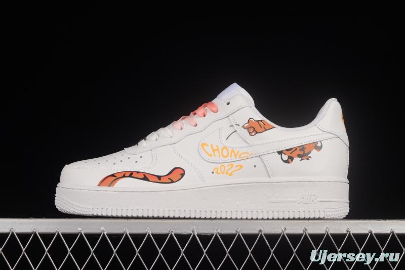 NIKE Air Force 1'07 Lx Tiger Year of the Tiger low-top sneakers DD8959-112