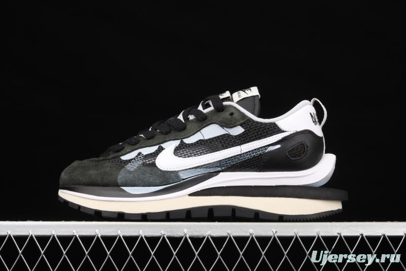 Sacai x NIKE VaporWaffle 3.0marathon deconstruction design avant-garde deformable three-layer bottom leisure jogging shoes CV1363-001