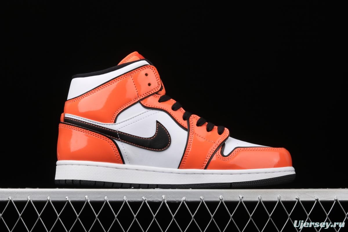 Air Jordan 1 Mid lacquered leather white orange Zhongbang basketball shoes DD6834-802