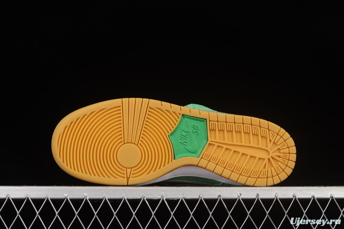 NIKE SB DUNK Low Pro Green Gold SB Buckle Backboard Fashion Casual Sneakers BQ6817-303