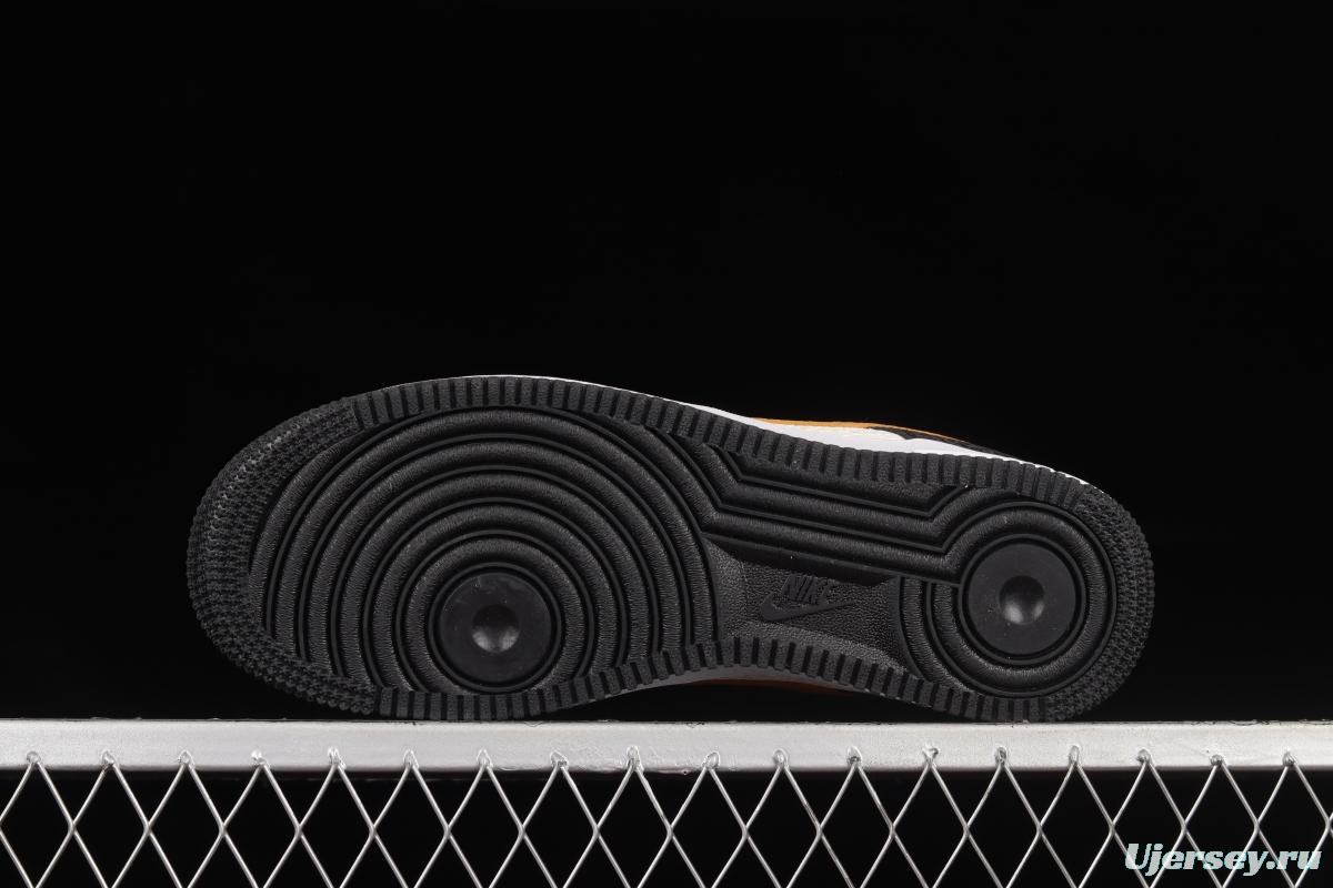 NIKE Air Force 1'07 Low Low Top Casual Sneakers CW2288-118