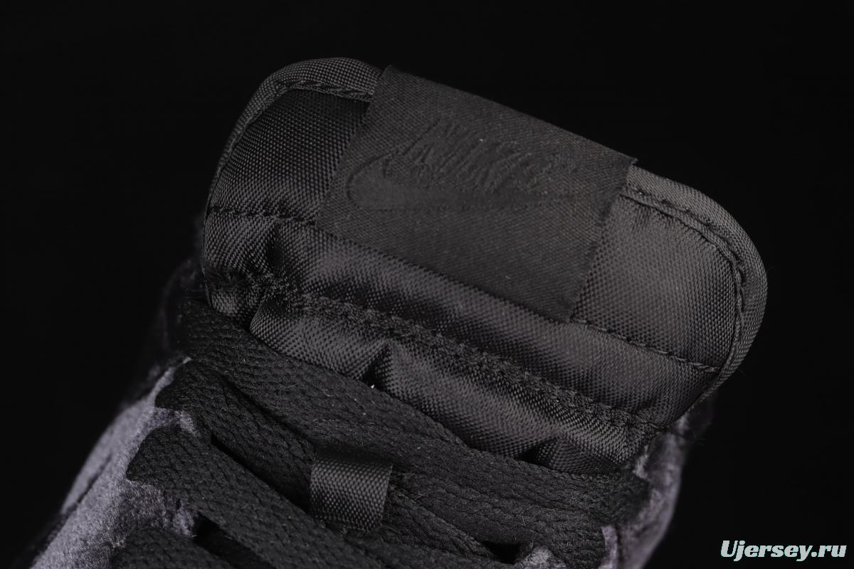 Dover Street Market x NIKE DUNK Low Triple Black Black Valentine's Day SB Slam Dunk Series low-top skateboard shoes DH2686-002