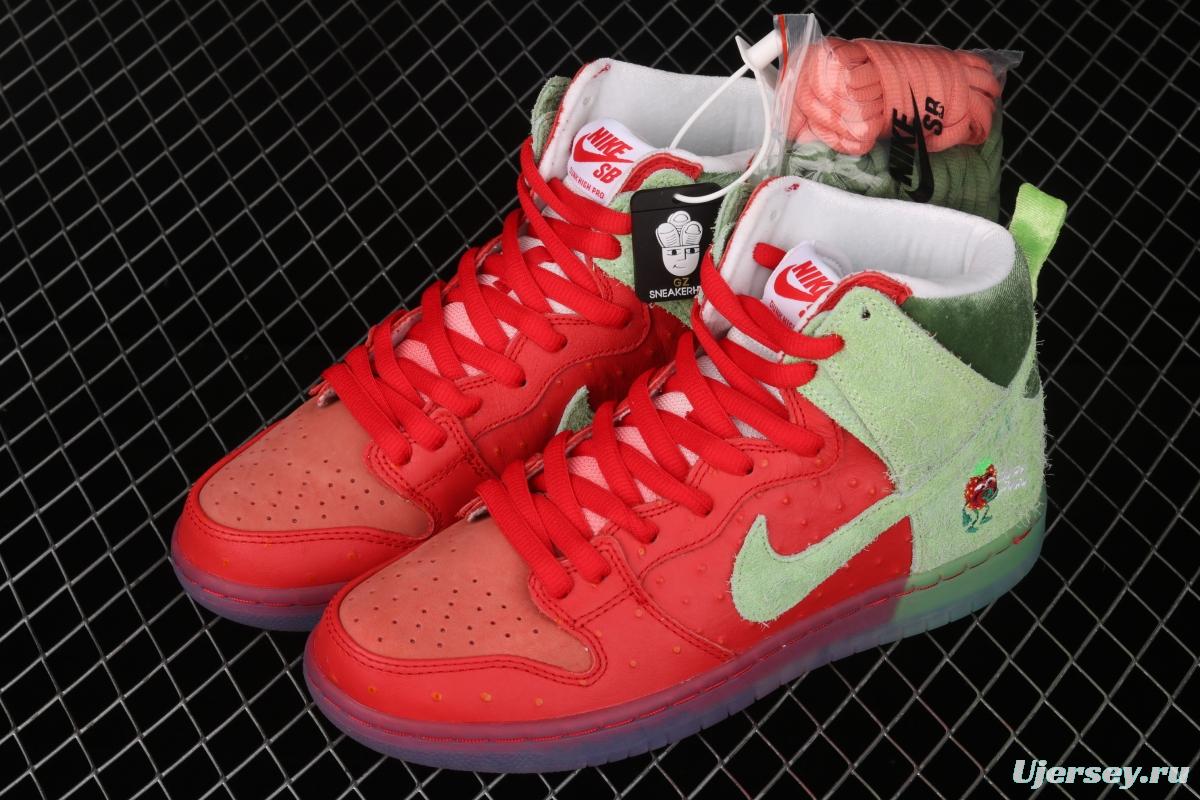 NIKE SB DUNK High Strawberry Cough strawberry green casual skateboard shoes CW7093-600