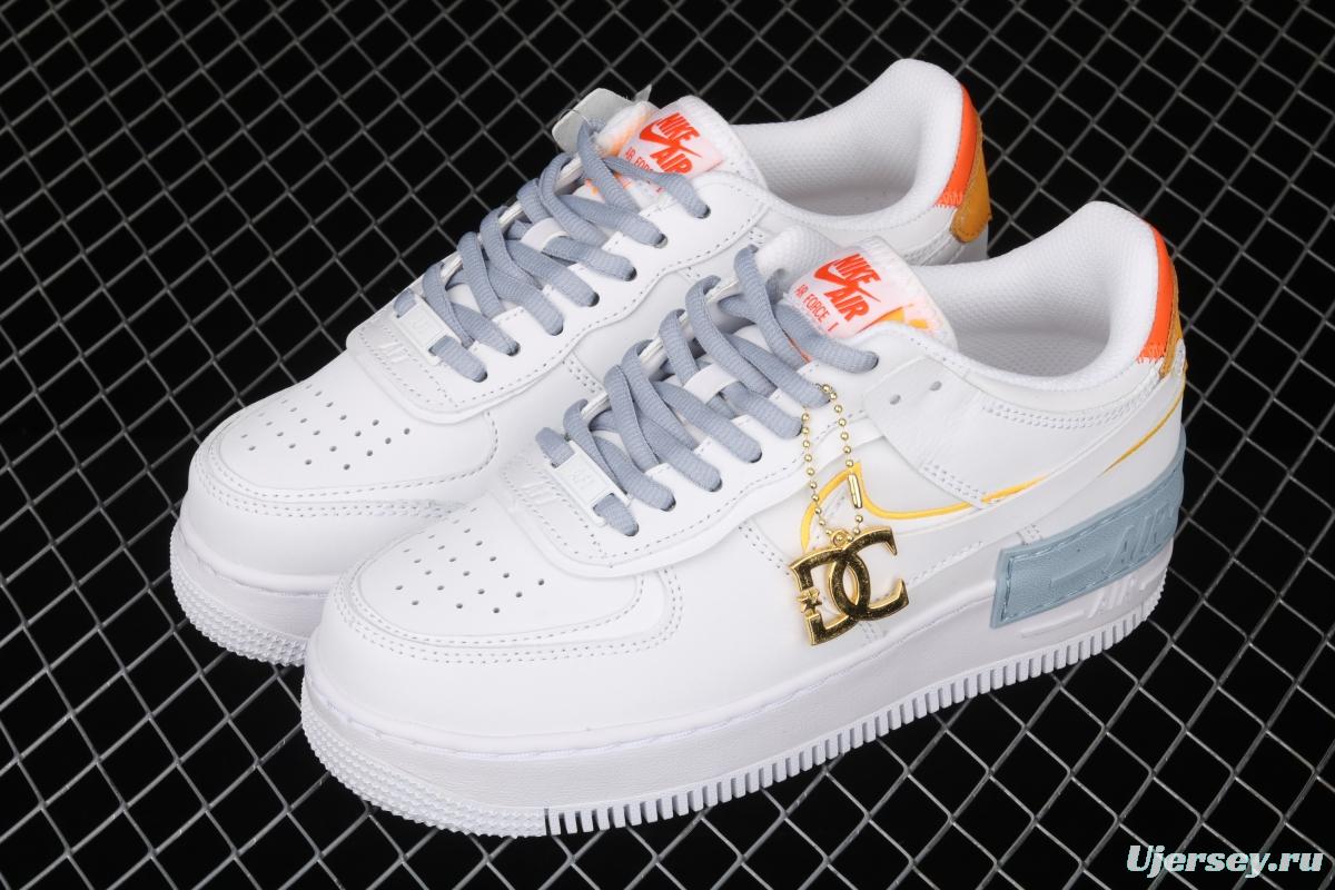NIKE Air Force 1 ShAdidasow light weight heightened low-top board shoes DC2199-100
