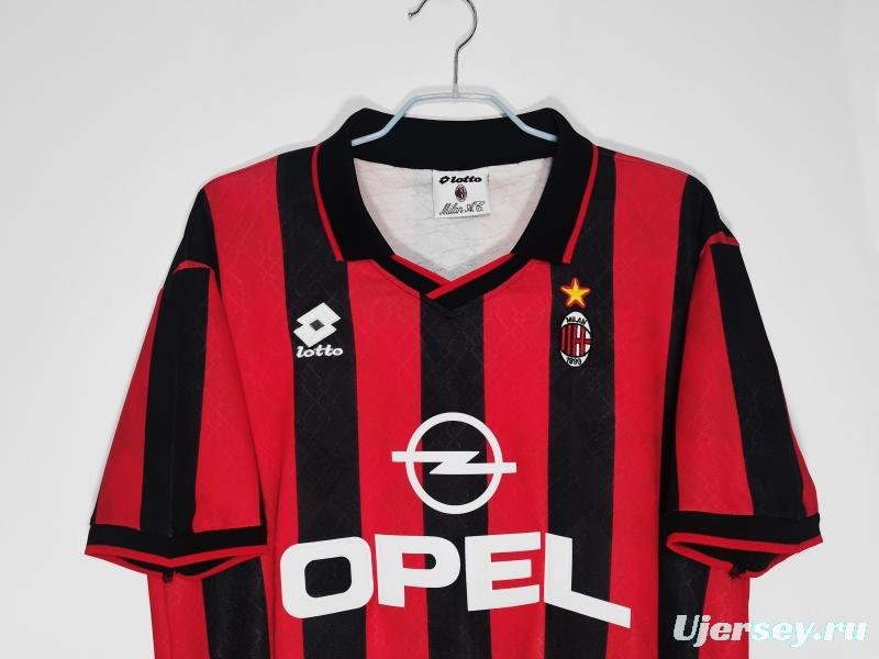 Retro 1995/96 AC Milan Home Soccer Jersey