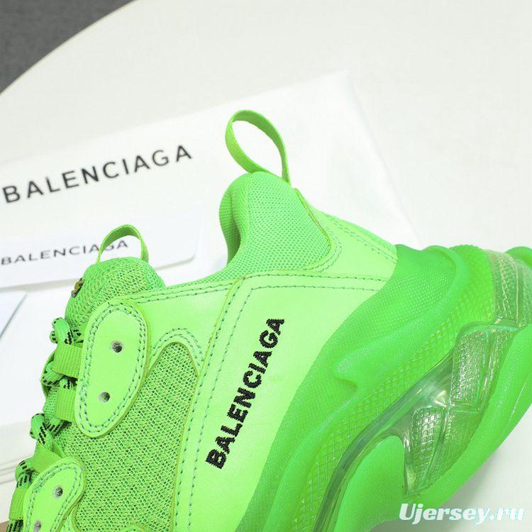 Men/Women Balenciaga Triple S Sneaker Green Item 6380380