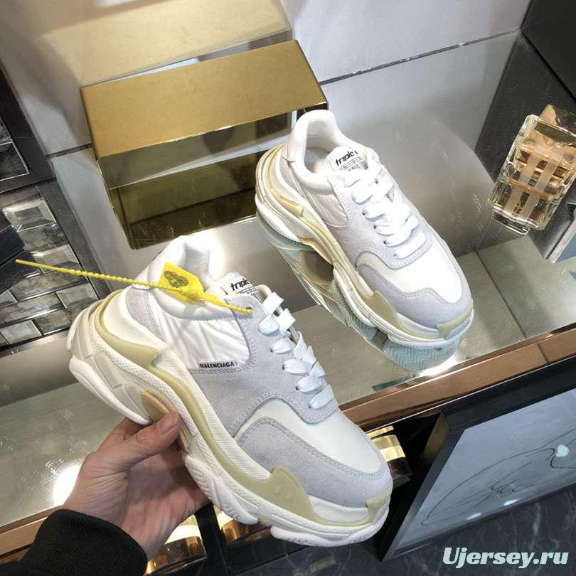 Men/Women Balenciaga Triple S 2.0 Sneaker Grey Item 6380340