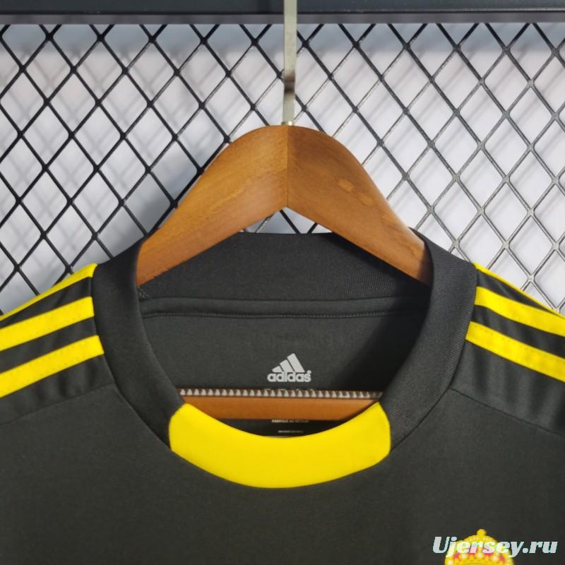 Retro 2011/12 Real Madrid Black Goalkeeper Jersey