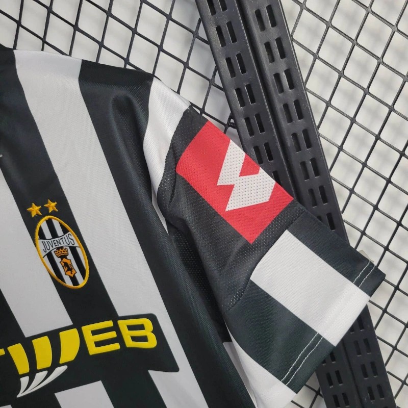 Retro 01/02 Juventus Home Jersey