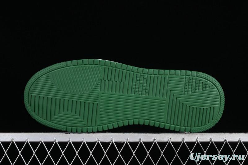 Gucci Chunky B Screener GG Casual Sneakers in Beige and Ebony GG Canvas with Leather Trim - 9Y9209666