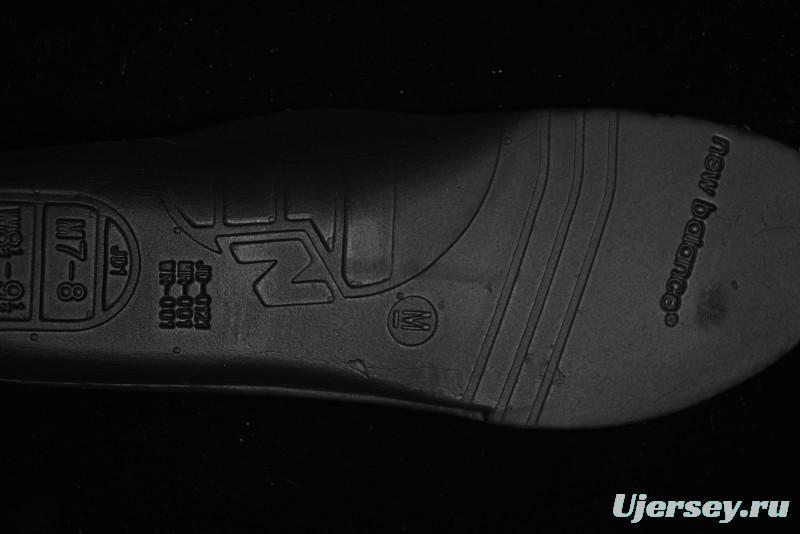 New Balance 990 Series Premium USA-Made Retro Running Shoes with Carbon Midsole - U990BB4