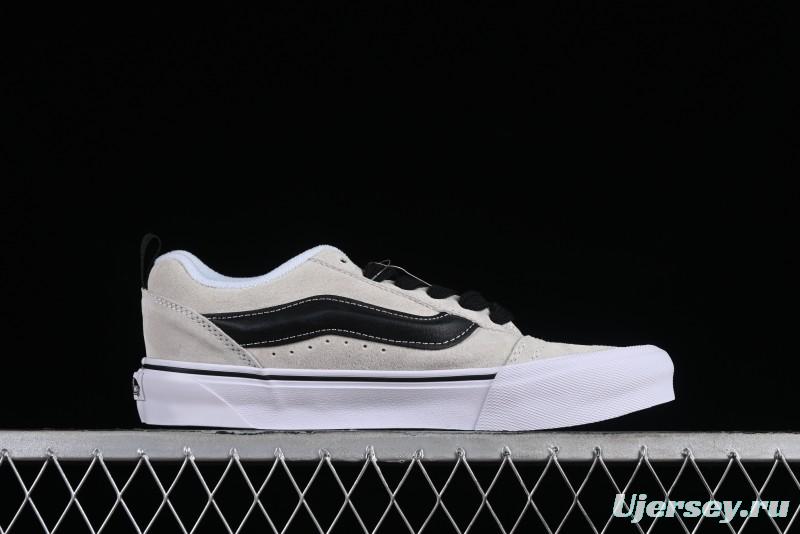 Vans Classics Knu Skool Retro Sneakers with Thick Tongue and Oversized Toe - VN0009QC02Y