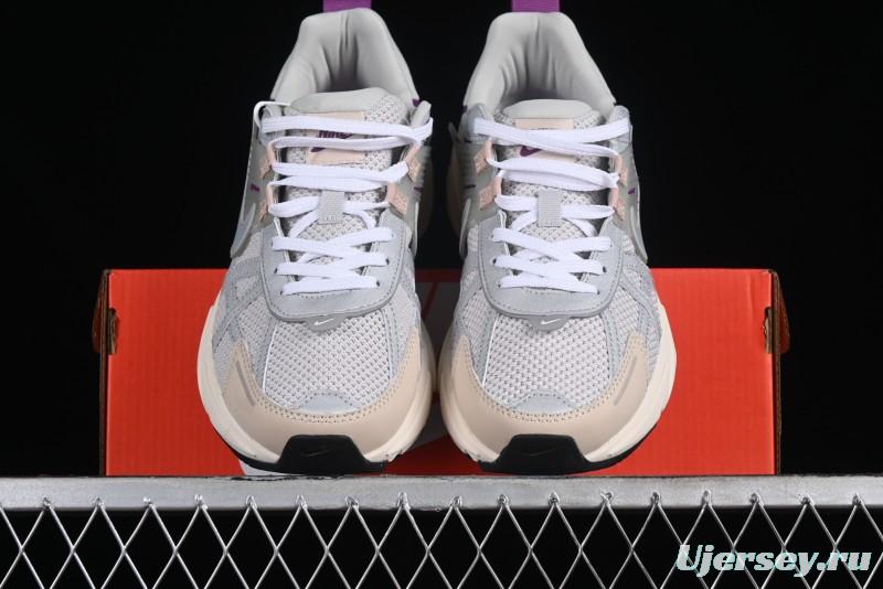 Nike Runtekk V2K Retro Low-Top Running Shoes with Cushlon Foam and Anti-Slip Design - HF4305-072