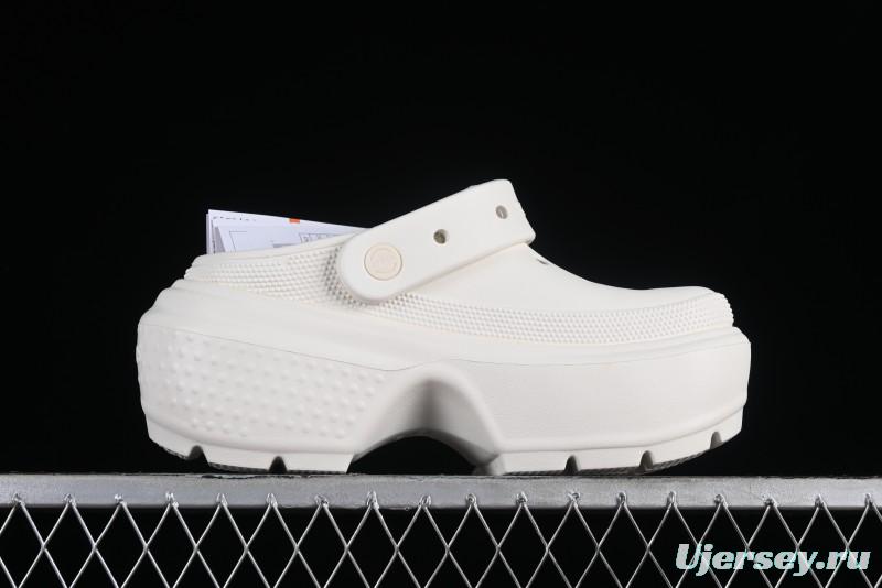 Crocs Classic Clog Retro Beach Sandals with Adjustable Heel Strap and Thick Sole - B.D4