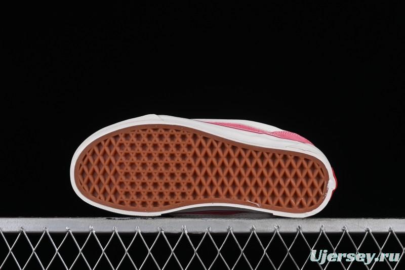 Vans Classics Knu Skool Retro Sneakers with Thick Tongue and Puffy Design - VN0009QCBJ1