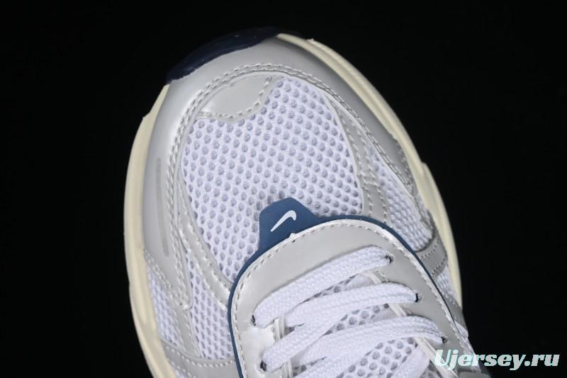 Nike Runtekk V2K Retro Low-Top Running Shoes with Cushlon Midsole - FD0736-102