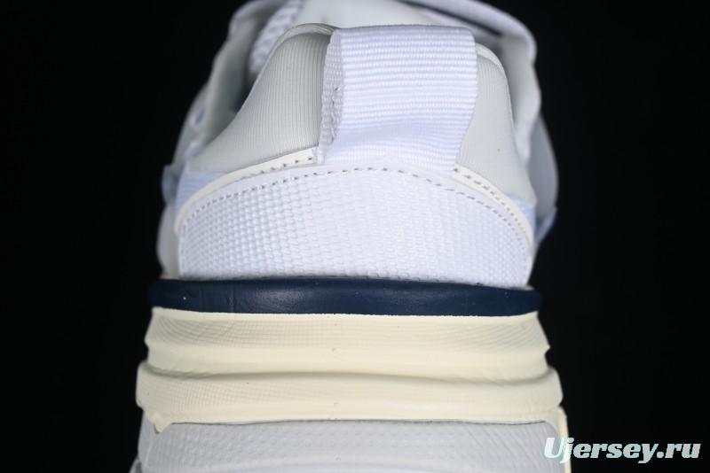 Nike Runtekk V2K Retro Low-Top Running Shoes with Cushlon Midsole - FD0736-102