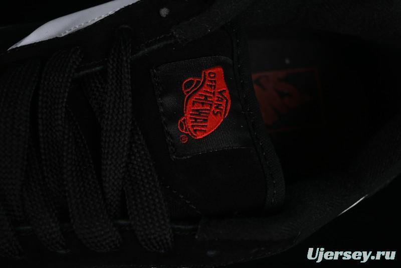 Vans Classics Knu Skool Retro Skate Shoes with Thickened Tongue and Oversized Toe - VN0009QCB9P