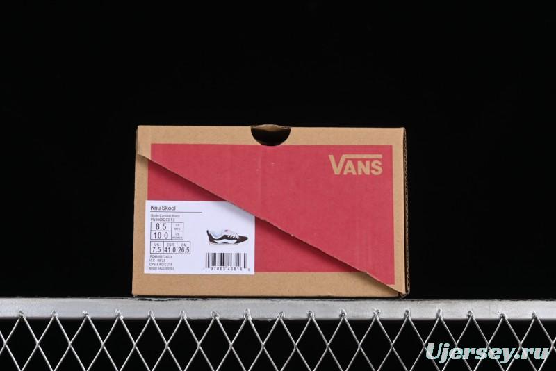 Vans Classics Knu Skool Retro Skate Shoes with Chunky Silhouette - VN0009QCBF2