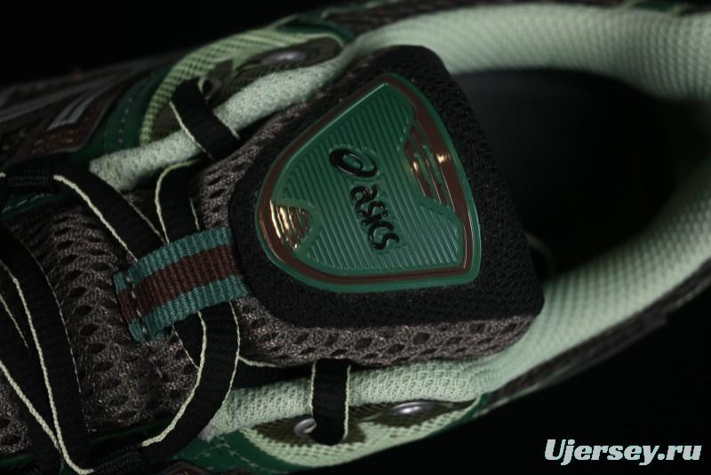 Asics Gel-Quantum Kinetic Retro Casual Sneakers with Thick Sole and Height Increasing Design - 1203A270-251