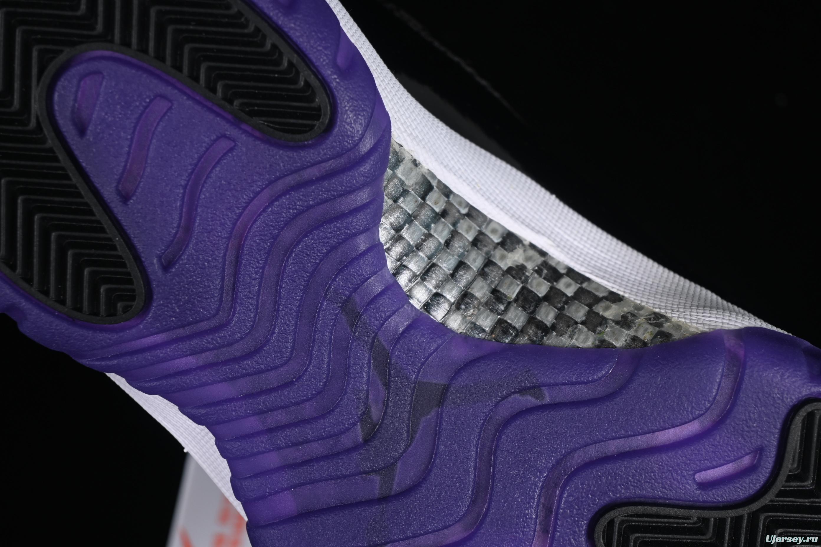 Nike Air Jordan 11 Retro Basketball Shoes with Patent Leather and Carbon Fiber Plate - CT8812-999