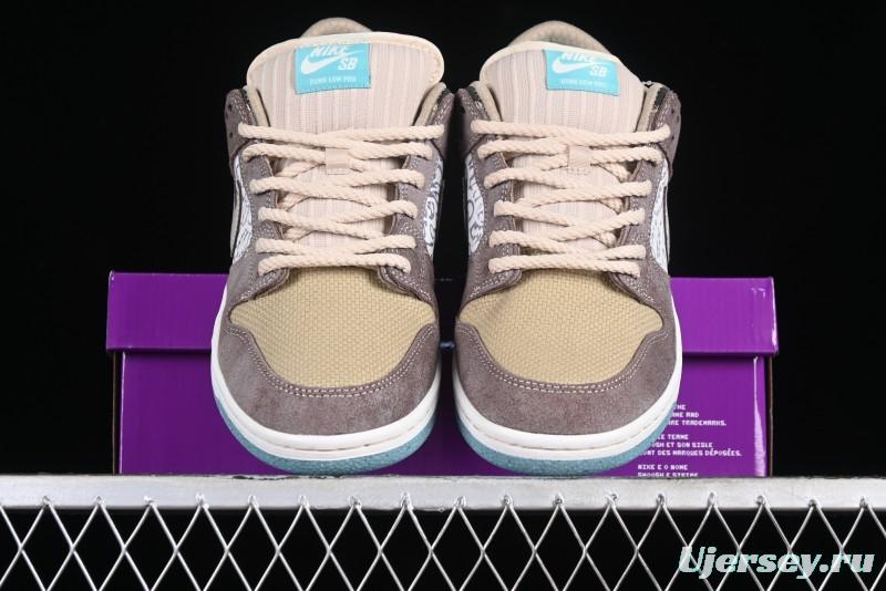 Nike SB Dunk Low Retro Sneakers with Floral Embossed Design and Tiffany Blue Accents - FZ3129-200