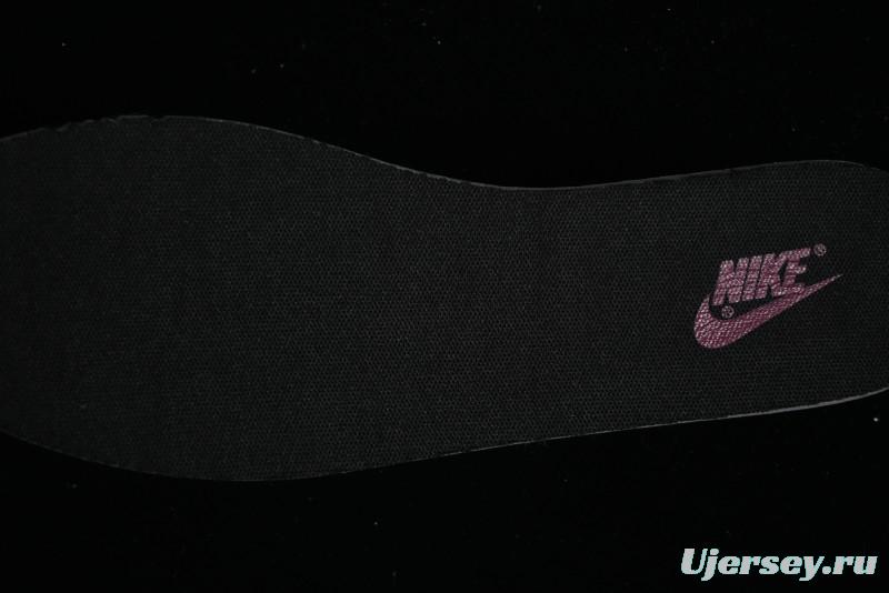 Nike SB Dunk Low Custom Collaboration Otomo Katsuhiro x Nike SB Dunk Low "Steamboy OST" - CT0856-102