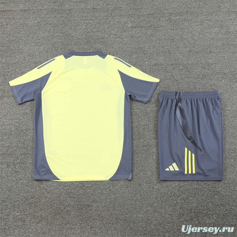 24/25 Juventus Yellow Short Sleeve Jersey+Shorts