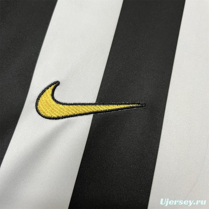 03/04 Retro Juventus Home Jersey