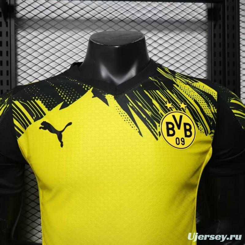 Player Version 25/26 Borussia Dortmund Home Yellow with Black Brush Stroke Jersey