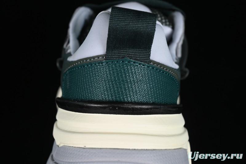 Nike V2K Runtekk 3XL Retro Low-Top Running Shoes with Shock Absorption and Anti-Slip Design - HJ4497-300