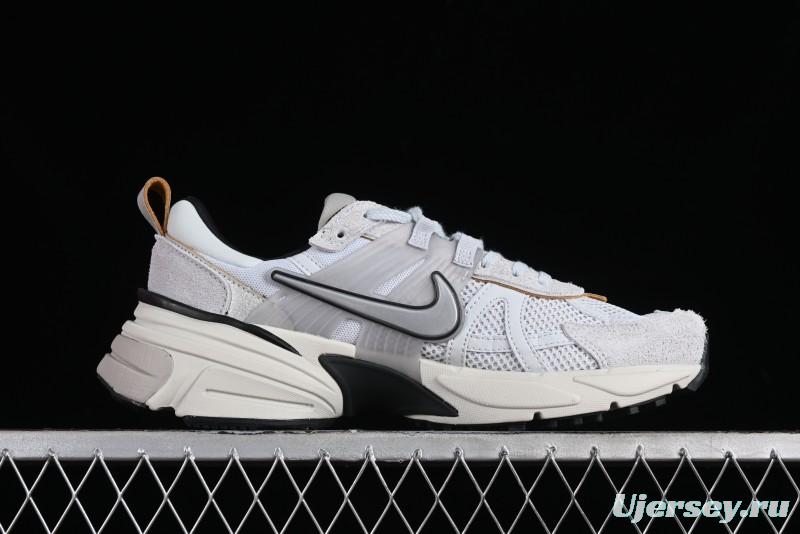 Nike Runtekk Run Retro Low-Top Running Shoes with Cushlon Midsole and Anti-Slip Design - FN6703-002