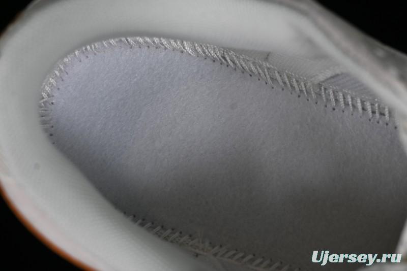 Supreme x Nike Dunk Low SB Skate Shoes with Zoom Air Cushion - XD6188-035