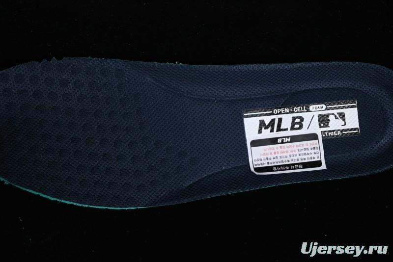 MLB Chunky Liner Basic New York Yankees Thick Sole Casual Sneakers with 6cm Height Increase - 3ASXCBO3N07NYD