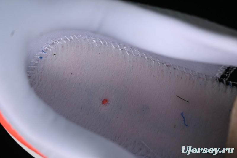 Nike Air Zoom Vomero 17 Lunar Running Shoes with Enhanced Cushioning - HF4914-100