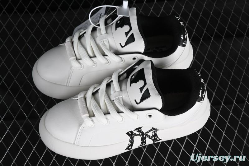 MLB Chunky Classic Base Heel Monogram Lightweight Platform Sneakers with 6cm Height Boost - 3ASXCBH4N50BKS