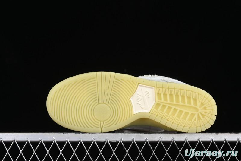 Nike SB Dunk Low "Mummy" Skateboarding Shoes with Mummy-Inspired Design - DM0774-111