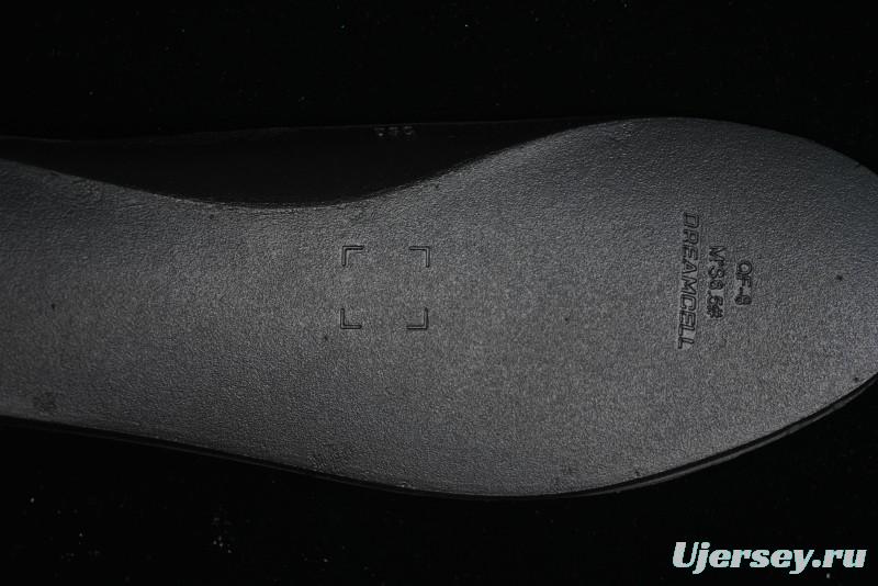 Nike Air Jordan 5 Retro Basketball Shoes in White/Silver/Black - DD0587-110