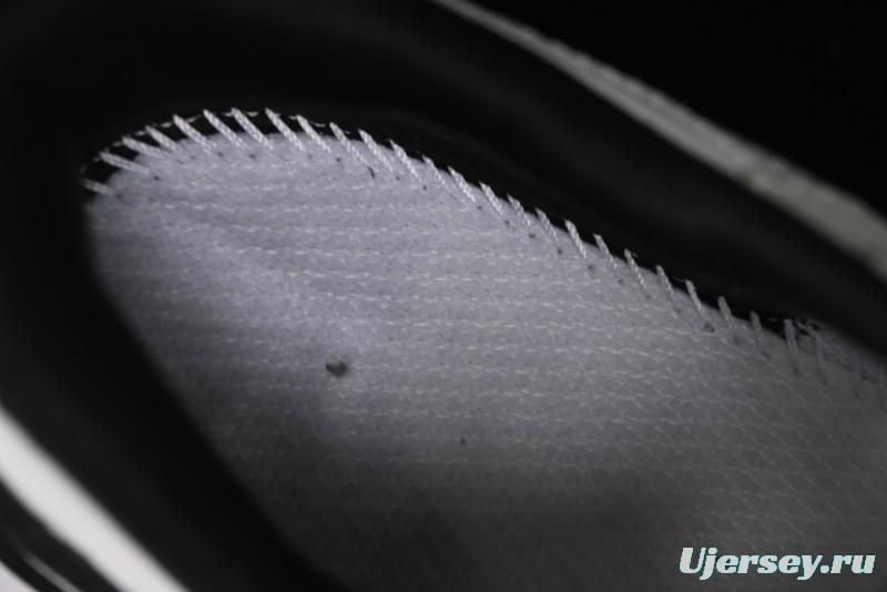 New Balance 3447 Series Retro Casual Running Shoes with Textile and Leather Upper - U3447LC