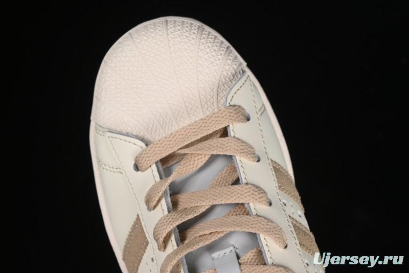 Adidas Superstar IF1779 Casual Sneakers with Shell Toe Design - IF1779