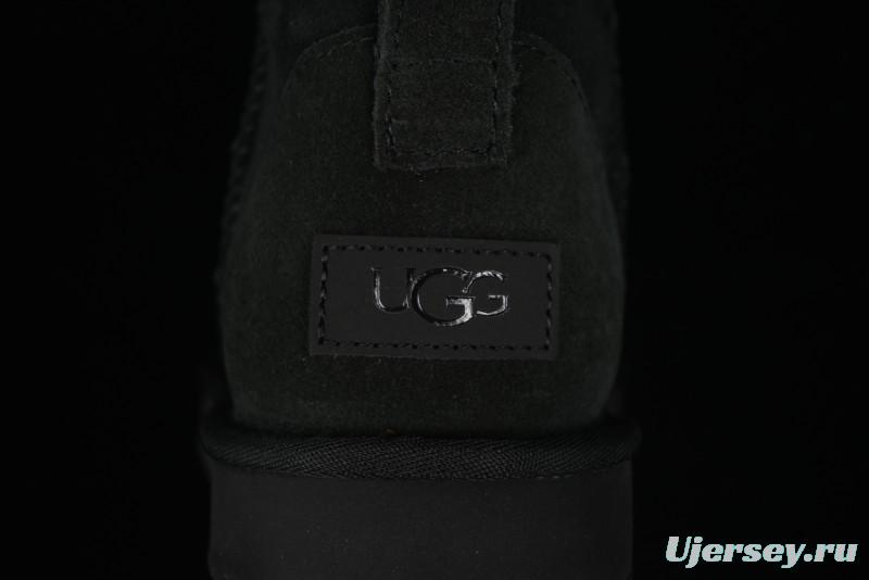 UGG Classic Ultra Mini Short Boots with Genuine Australian Sheepskin and TREADLITE Outsole - 1116109