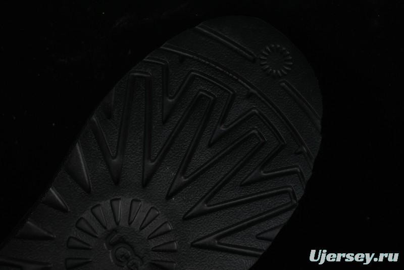 UGG Classic Ultra Mini Short Boots with Genuine Australian Sheepskin and TREADLITE Outsole - 1116109