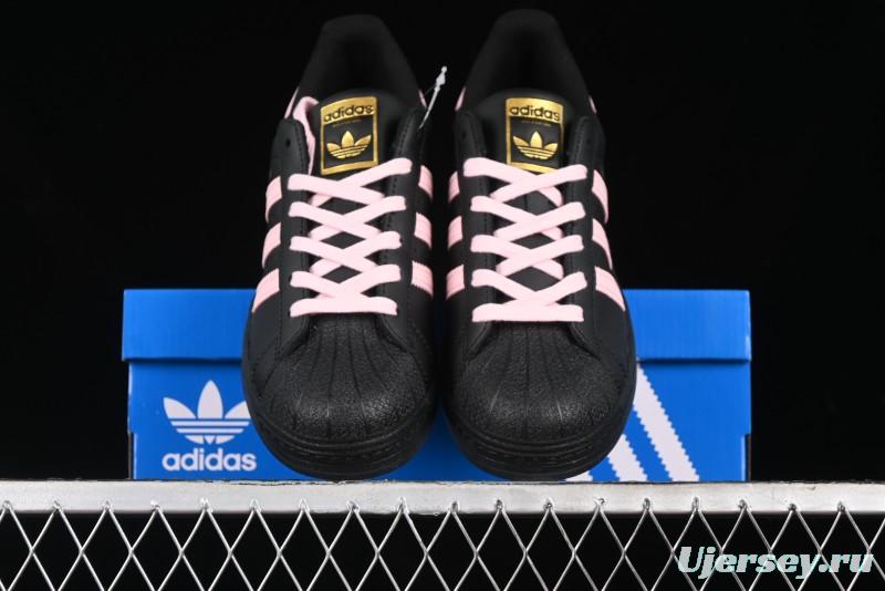 Adidas Superstar EG4959 Casual Sneakers with Shell Toe Design