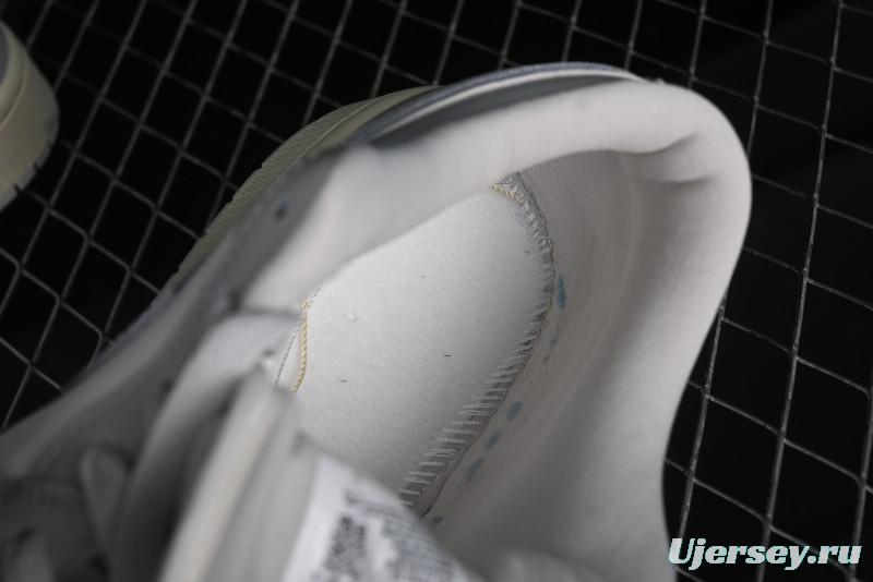 Nike Air Jordan 1 Low Casual Sneakers in White-Grey - FQ7687-300