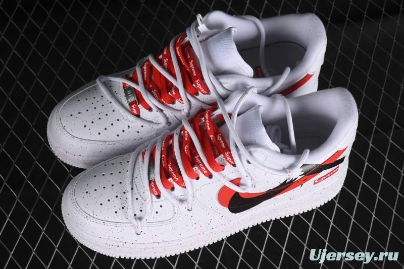 Supreme x Nike Air Force 1 '07 Low Casual Sneakers with Broken Swoosh and Anime-Inspired Spray Paint Design - CU9225-101