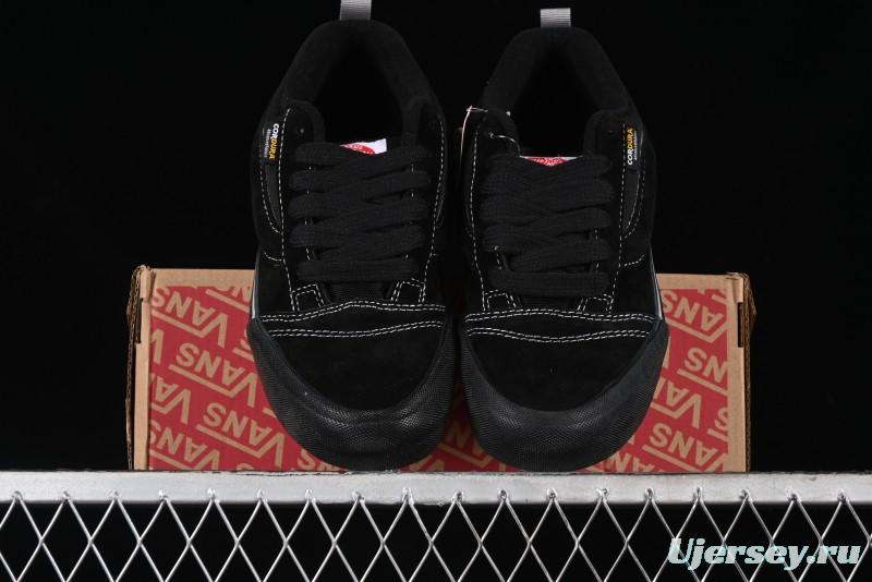 Vans Knu Skool Low Top Retro Casual Vulcanized Slip-On Shoes in Black - VN000CRPBMA