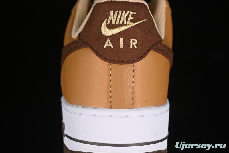 Nike Air Force 1 '07 Low Casual Sneakers with Full-Length Air Cushion - HQ3905-200