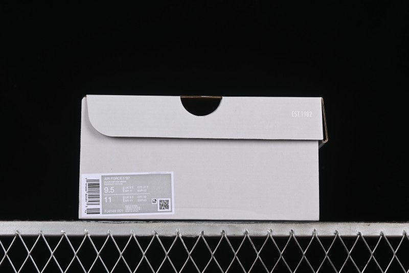Nike Air Force 1 '07 Low Casual Sneakers with Full-Length Air Cushion - FJ4146-001