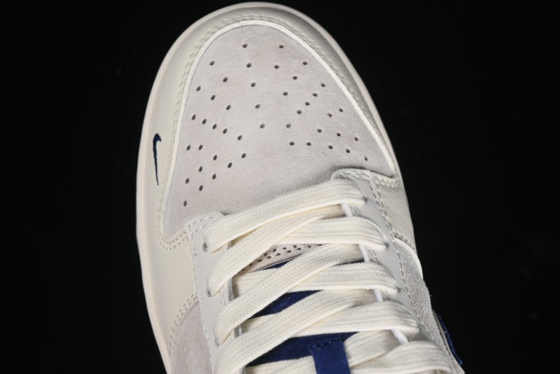 Nike SB Dunk Low The North Face Collaboration - Anniversary Edition Customized Low-Top Casual Skate Shoes - DQ10998-512